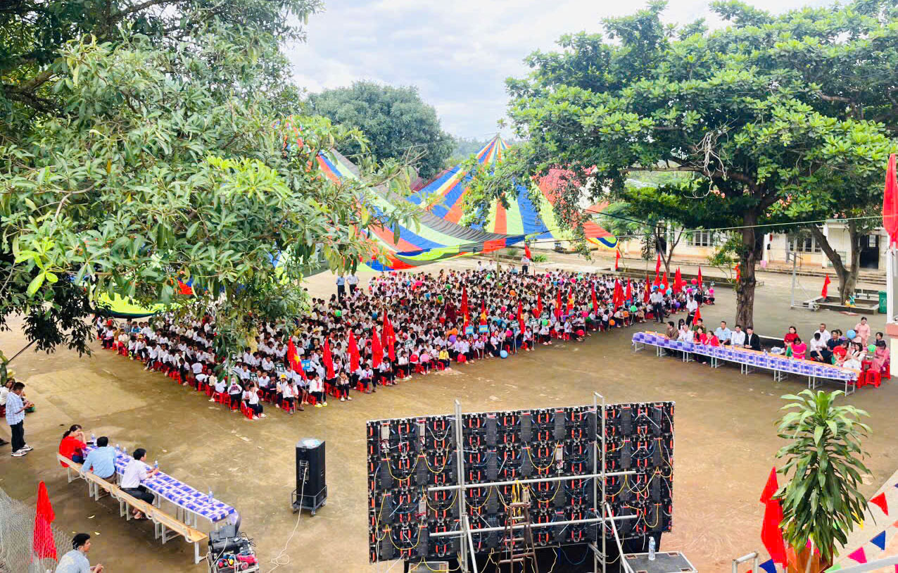 Khai giang 1